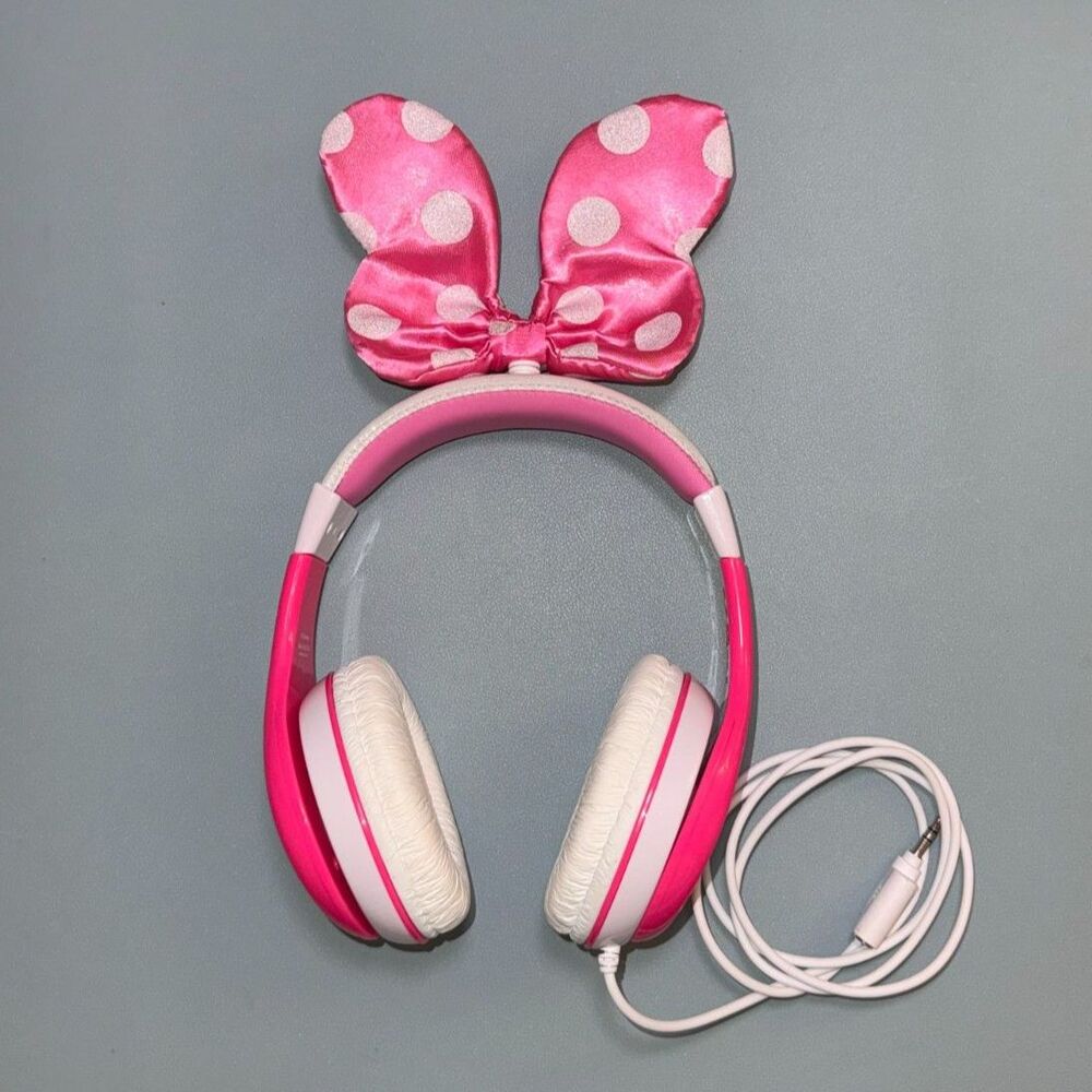 Disney Minnie Mouse Kids Headphones with Bow-tastic Design